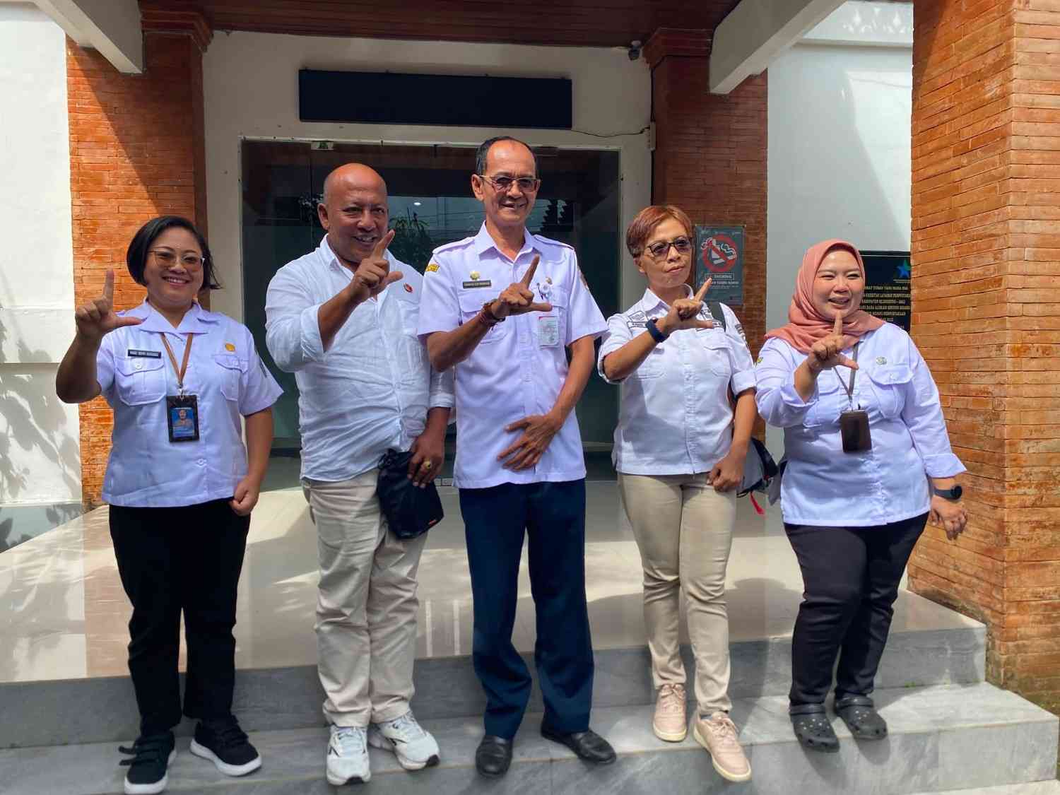 Perkuat Budaya Literasi di Lingkungan Kerja, Perpustakaan Daerah Klungkung Jalin Sinergi dengan Bawaslu melalui Program WIKAN